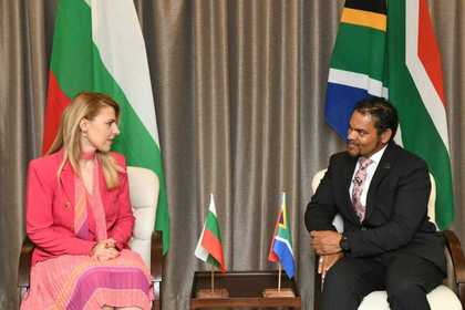 Политически и икономически консултации в Република Южна Африка на ниво заместник-министър на външните работи